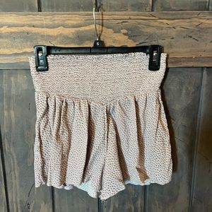 Aerie skort